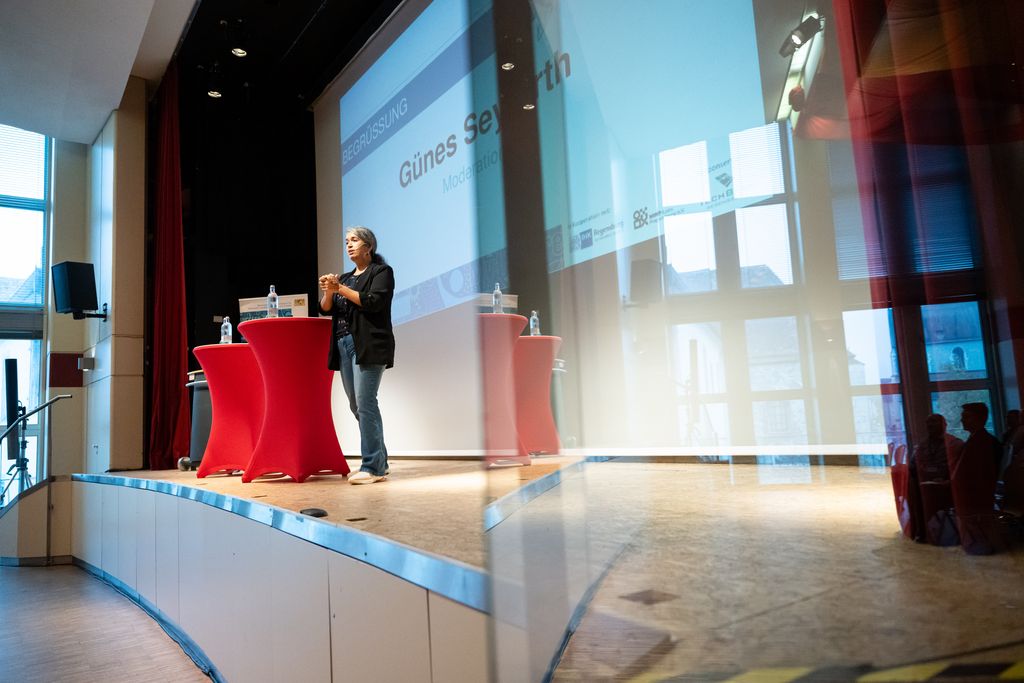 Impressionen des Jugendwirtschaftgipfels 2024.