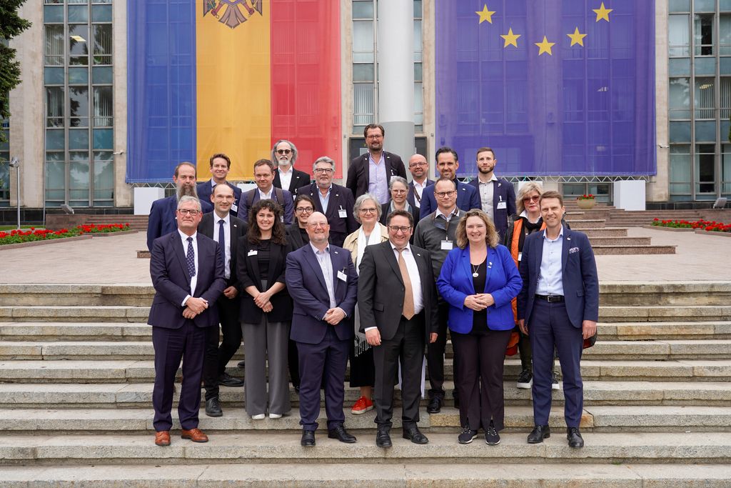 Impressionen der Delegationsreise unter Leitung von Staatssekretär Tobias Gotthardt nach Rumänien und in die Republik Moldau.