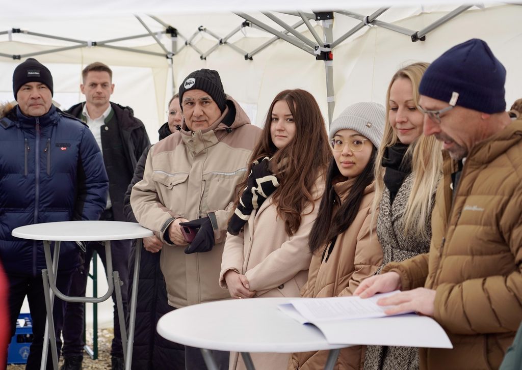 Impressionen der Einweihung des Mobilfunkmastes in Bayerbach.