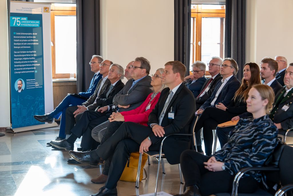Impressionen der Jubiläumsveranstaltung 75 Jahre Landesentwicklung.