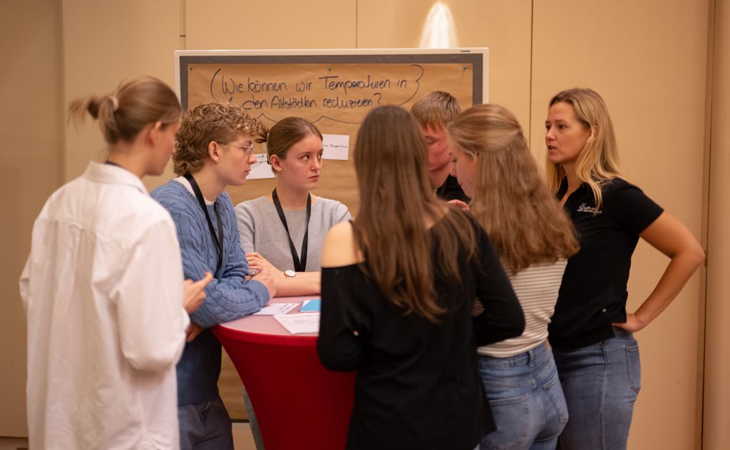 Impressionen des Jugendwirtschaftgipfels 2024.