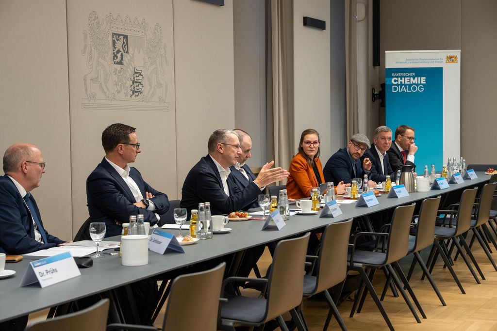 Themenfelder des Dialogs waren Energie und Klima, Innovation und Zukunftsfelder sowie Regulierung und Wettbewerbsfähigkeit.
Foto: StMWi