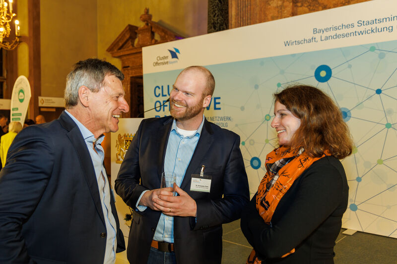 Cluster-Empfang für die Cluster-Offensive Bayern