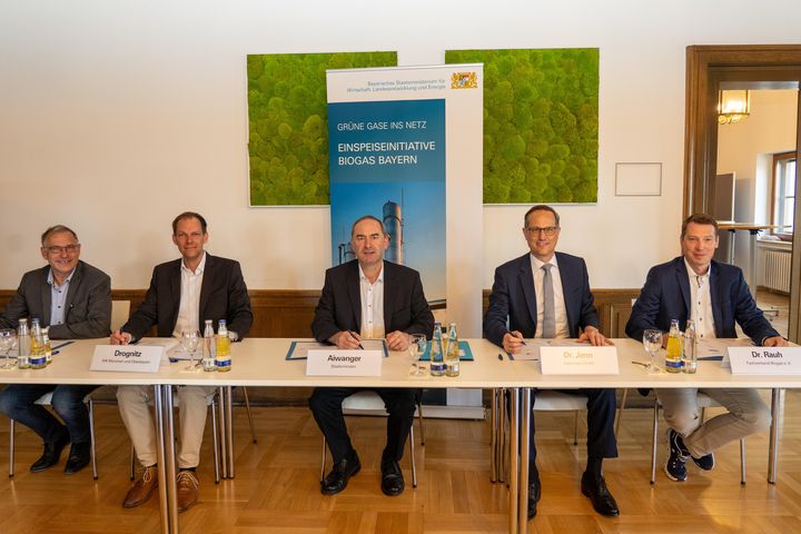 Impressionen der Unterzeichnung der Gaseinspeiseinitiative Biogas Bayern.
